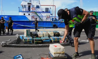 العاصفه نيوز اخبار اليمن الان إسبانيا تفكك دولية لتهريب الضحك اخبار اليمن الان الحدث اليوم عاجل العاصفه نيوز