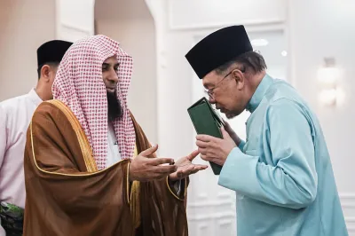 سبق اخبار اليمن الان الوزراء الماليزي يستقبل المسجد النبوي اخبار اليمن الان الحدث اليوم عاجل سبق