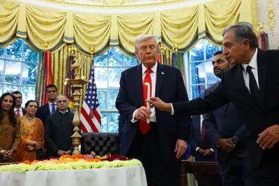 cnn عربي اخبار اليمن الان بالصور ديوالي باحتفالات الهندوس والبوذيين اخبار اليمن الان الحدث اليوم عاجل cnn عربي