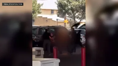 cnn عربي اخبار اليمن الان النار بضابط كاليفورنيا زملائه فعلهم اخبار اليمن الان الحدث اليوم عاجل cnn عربي