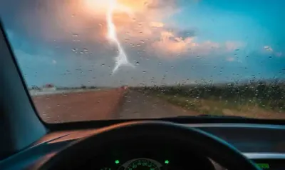 سبق اخبار اليمن الان الصواعق القيادة المسند تأثيرها السيارات اخبار اليمن الان الحدث اليوم عاجل سبق