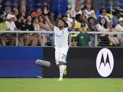 الجيل اخبار اليمن الان الهلال بالجملة الصعود العالم للأندية اخبار اليمن الان الحدث اليوم عاجل الجيل