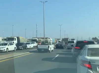 سبق اخبار اليمن الان الطائف الشاحنات الدهاس الحركة العابرين اخبار اليمن الان الحدث اليوم عاجل سبق