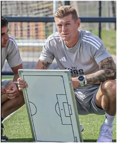 هاي كورة اخبار اليمن الان صور كروس يدرب الناشئين مدريد اخبار اليمن الان الحدث اليوم عاجل هاي كورة