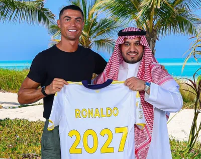 الجيل اخبار اليمن الان التاريخ تعليق رونالدو تجديد تعاقده اخبار اليمن الان الحدث اليوم عاجل الجيل