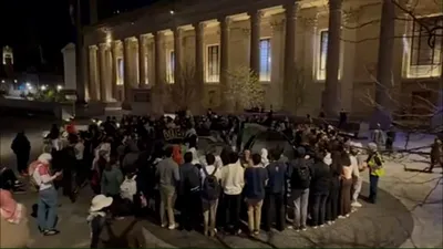 cnn عربي اخبار اليمن الان قبيل غفير متظاهرون بجامعة وهتافاتهم اخبار اليمن الان الحدث اليوم عاجل cnn عربي