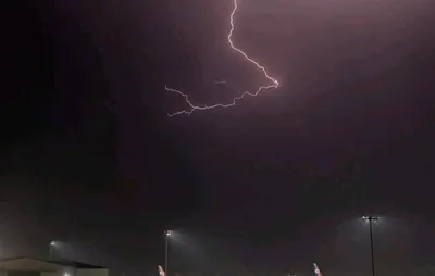 شمسان بوست اخبار اليمن الان أمطار رعدية وبروق تضرب مدينة اخبار اليمن الان الحدث اليوم عاجل شمسان بوست