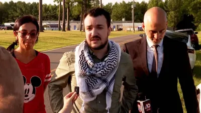cnn عربي اخبار اليمن الان الناشط الفلسطيني محمود إطلاق سراحه اخبار اليمن الان الحدث اليوم عاجل cnn عربي