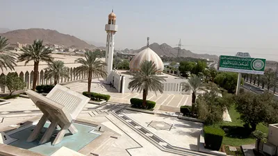 الجيل اخبار اليمن الان فلسطين يطلعون المصحف الشريف المسلمين اخبار اليمن الان الحدث اليوم عاجل الجيل