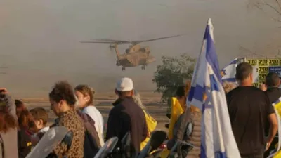 cnn عربي اخبار اليمن الان مروحيات إسرائيل استعدادا لاستقبال الرهائن اخبار اليمن الان الحدث اليوم عاجل cnn عربي