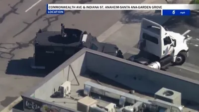 cnn عربي اخبار اليمن الان واجهتها بمركبة مطاردة الأمريكية كاليفورينا اخبار اليمن الان الحدث اليوم عاجل cnn عربي